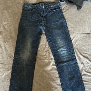 American Eagle Dark Wash Jeans 32x34